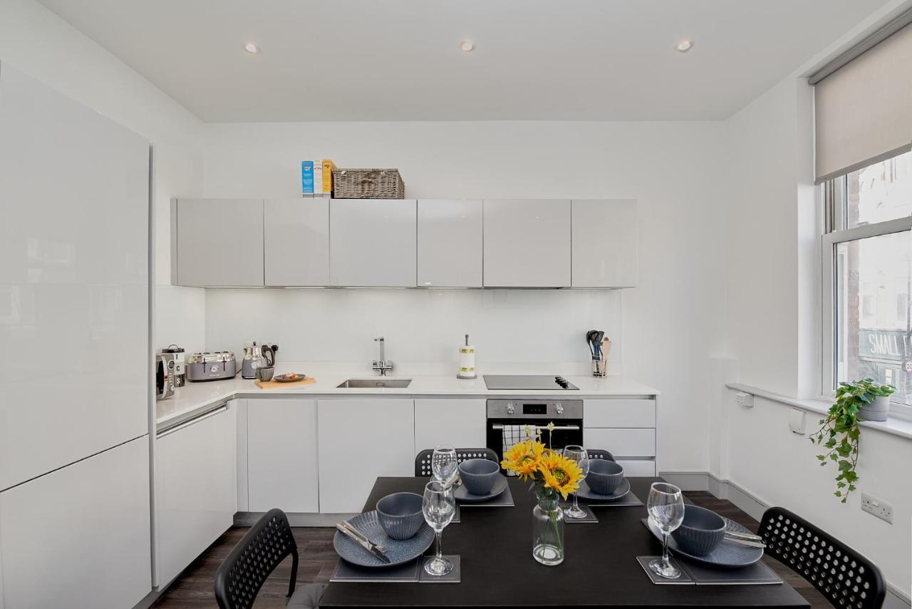 High Spec 2 Bed Apartment W/Parking Available Londyn Zewnętrze zdjęcie