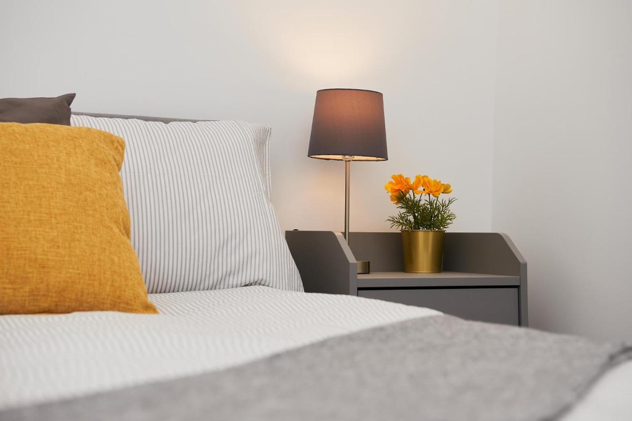 High Spec 2 Bed Apartment W/Parking Available Londyn Zewnętrze zdjęcie